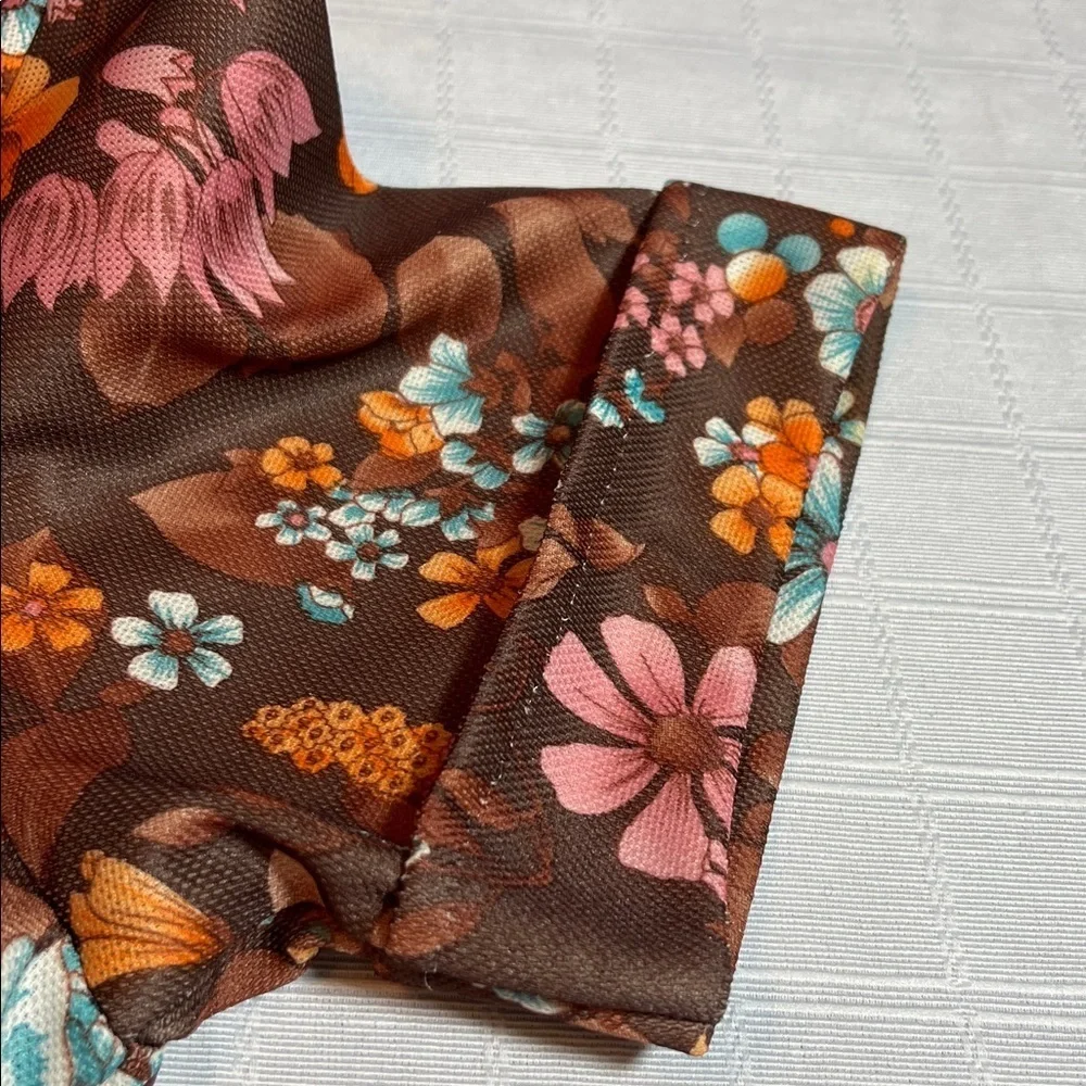 Vintage 1970's Floral Brown Button Up Short Sleeve Women's Shirt Grandmacore - Picture 9 of 9